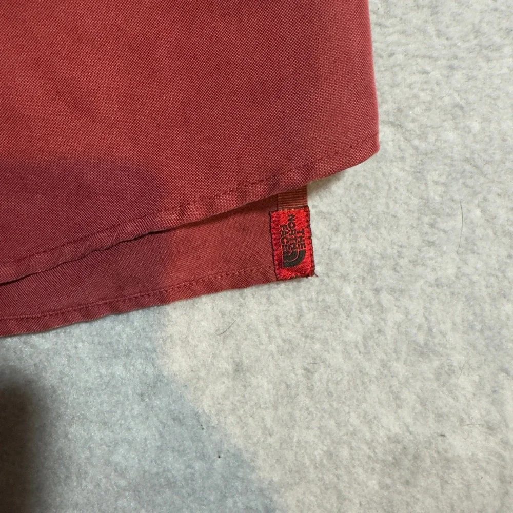 The North Face Mens Large Red Long Sleeve Button Down Hiking Shirt Mesh Vented